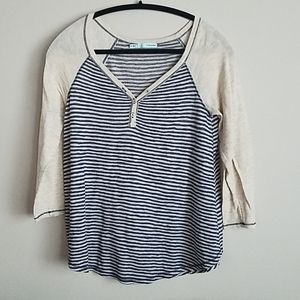 3/4 length sleeve top
